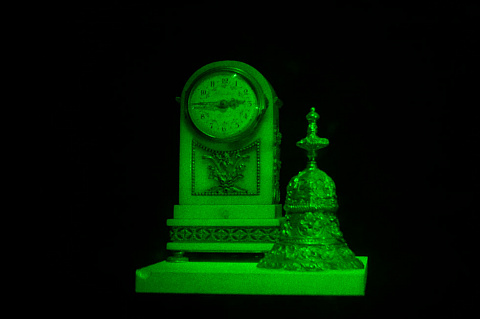 Часы с колокольчиком (Эрмитаж) 3D лазерная голограмма